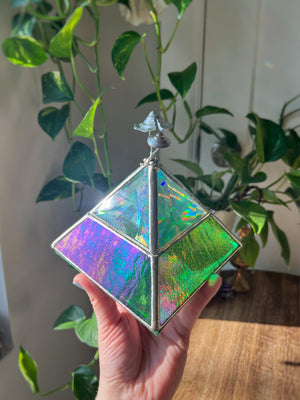 Green mushroom pyramid box