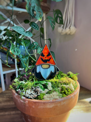 Jack-o-lantern gnome