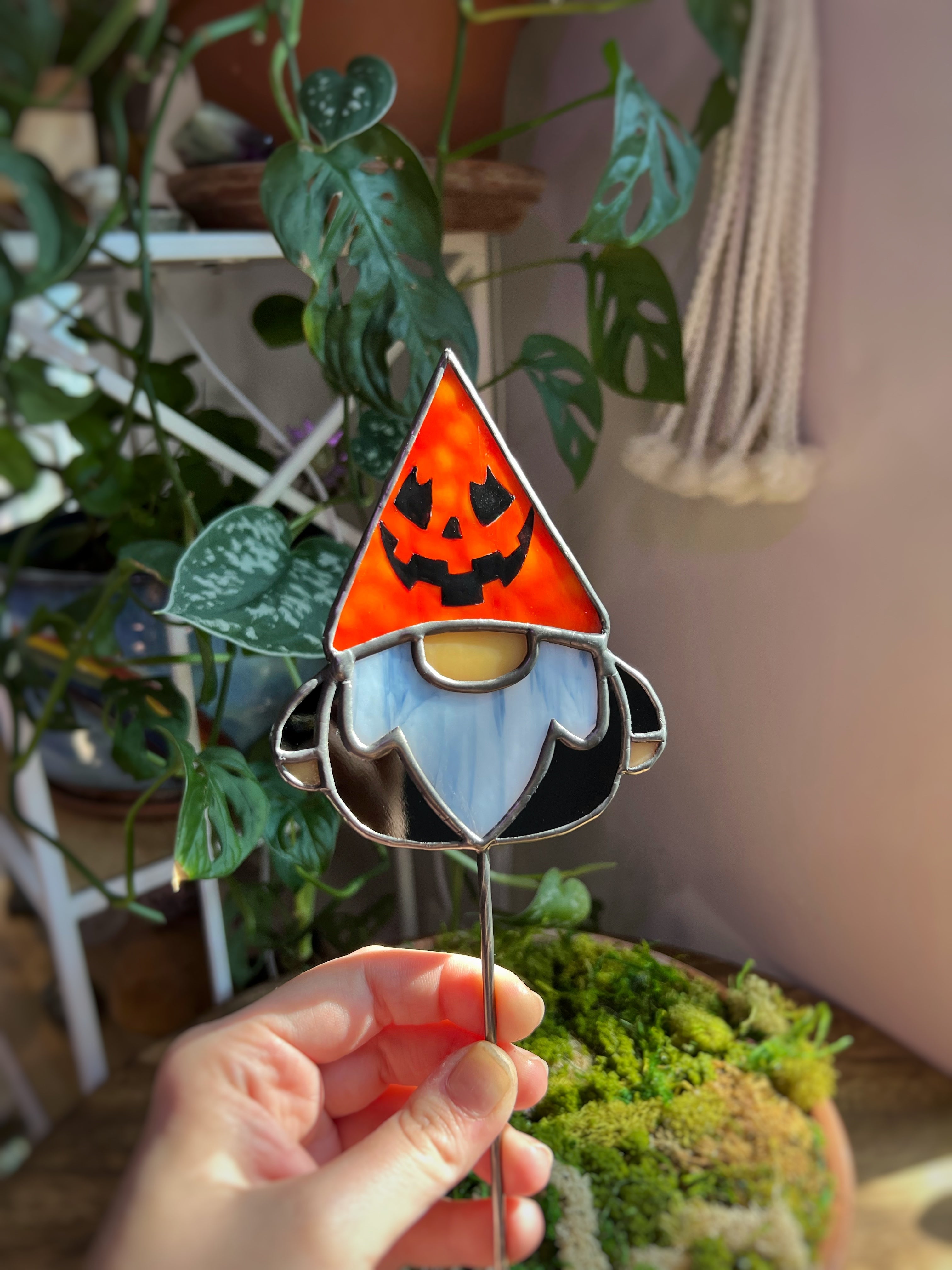 Jack-o-lantern gnome