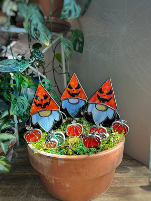 Jack-o-lantern gnome
