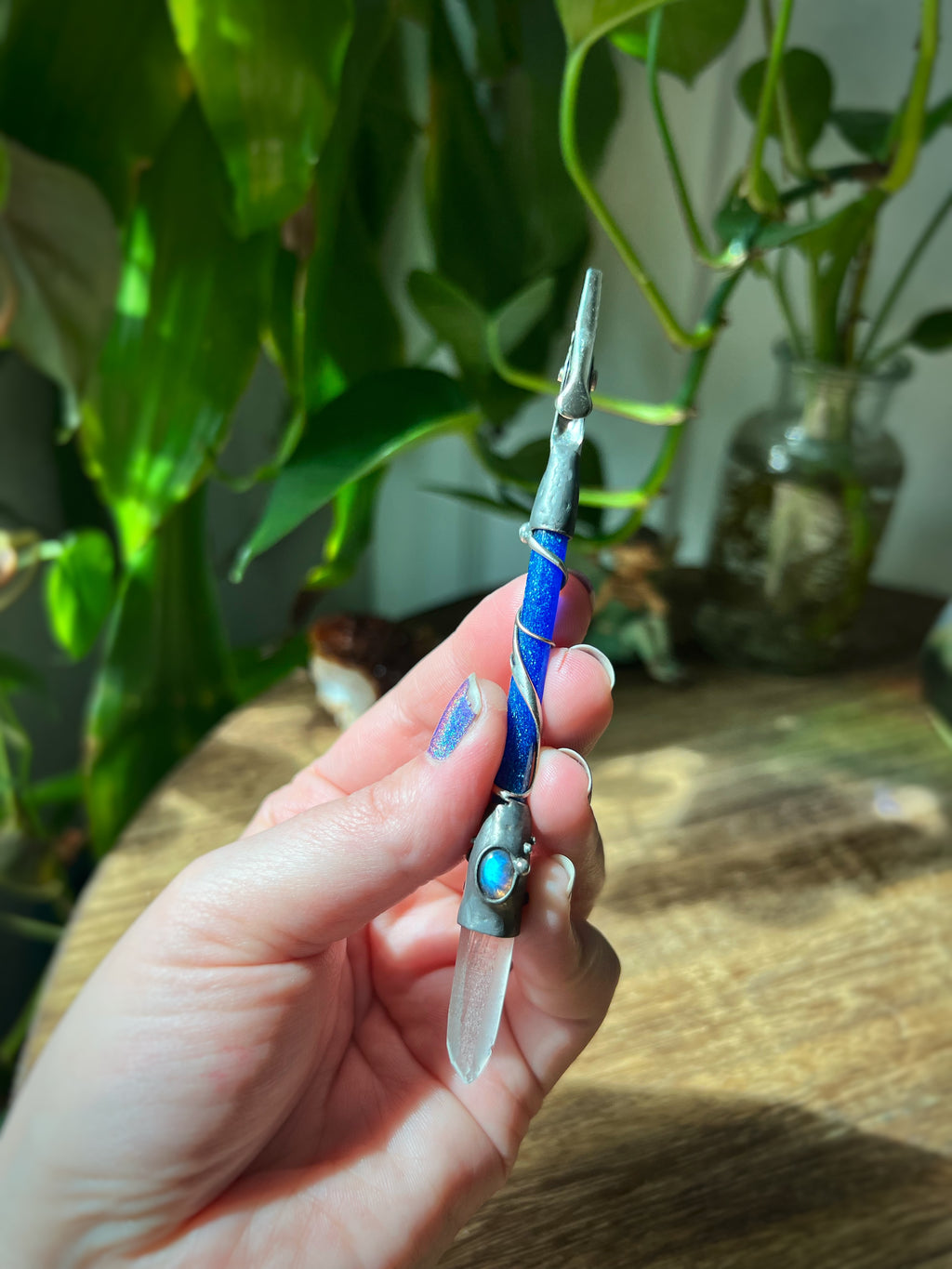 Clear quartz and labradorite clip wand