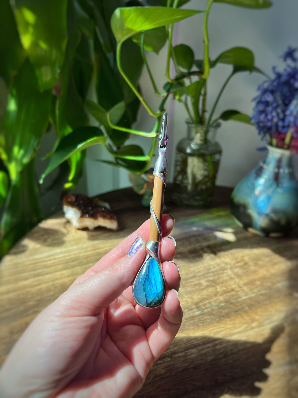 Blue labradorite clip wand