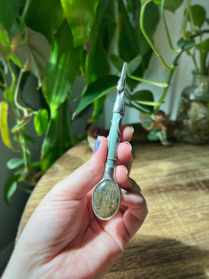 Sparkling quartz clip wand