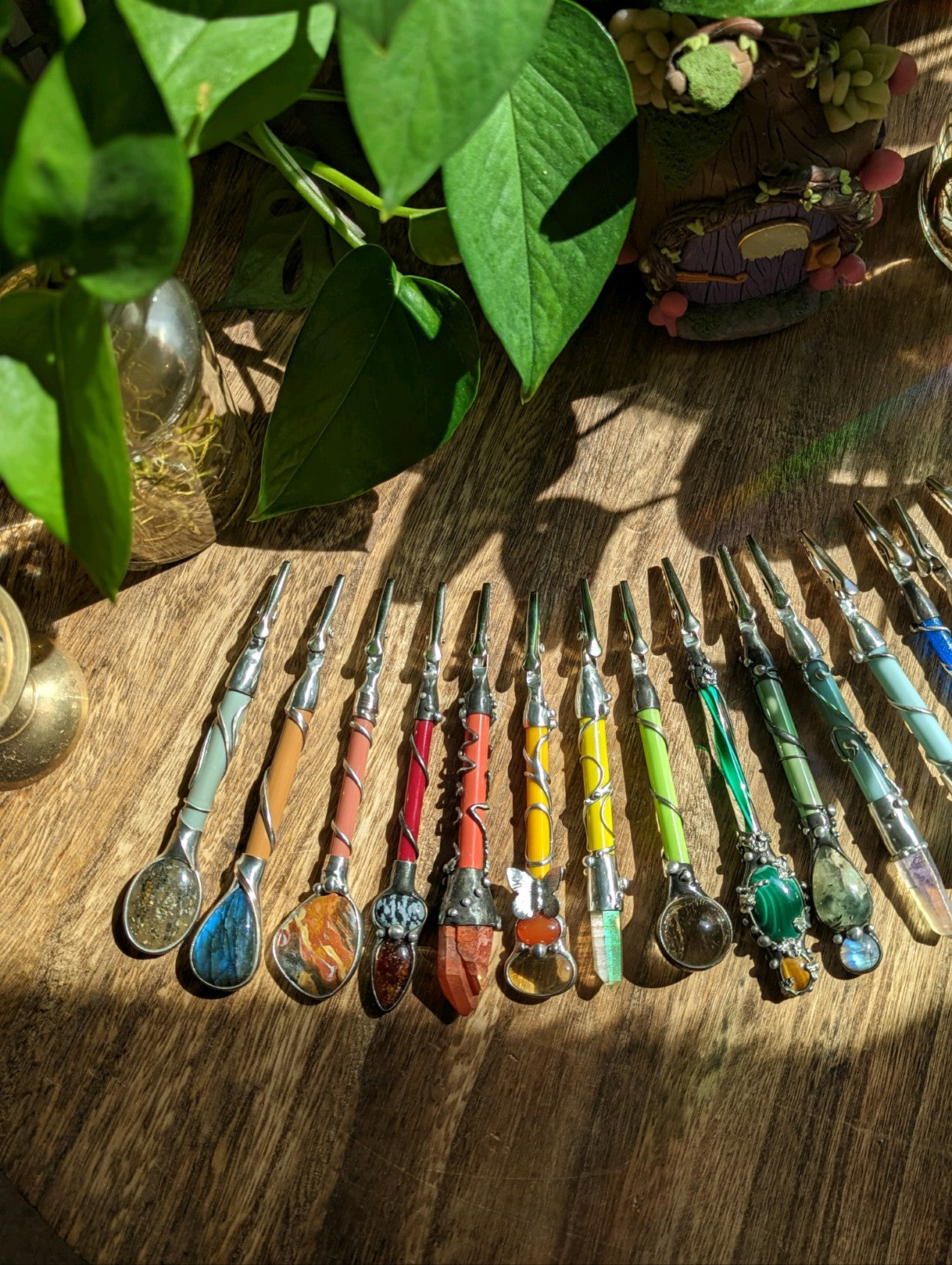 Tangerine aura quartz clip wand