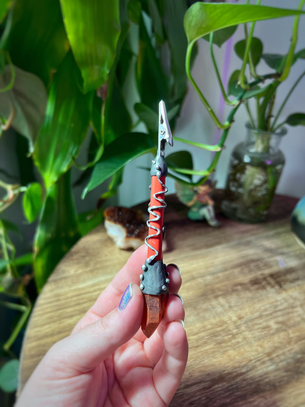 Red hematite quartz clip wand