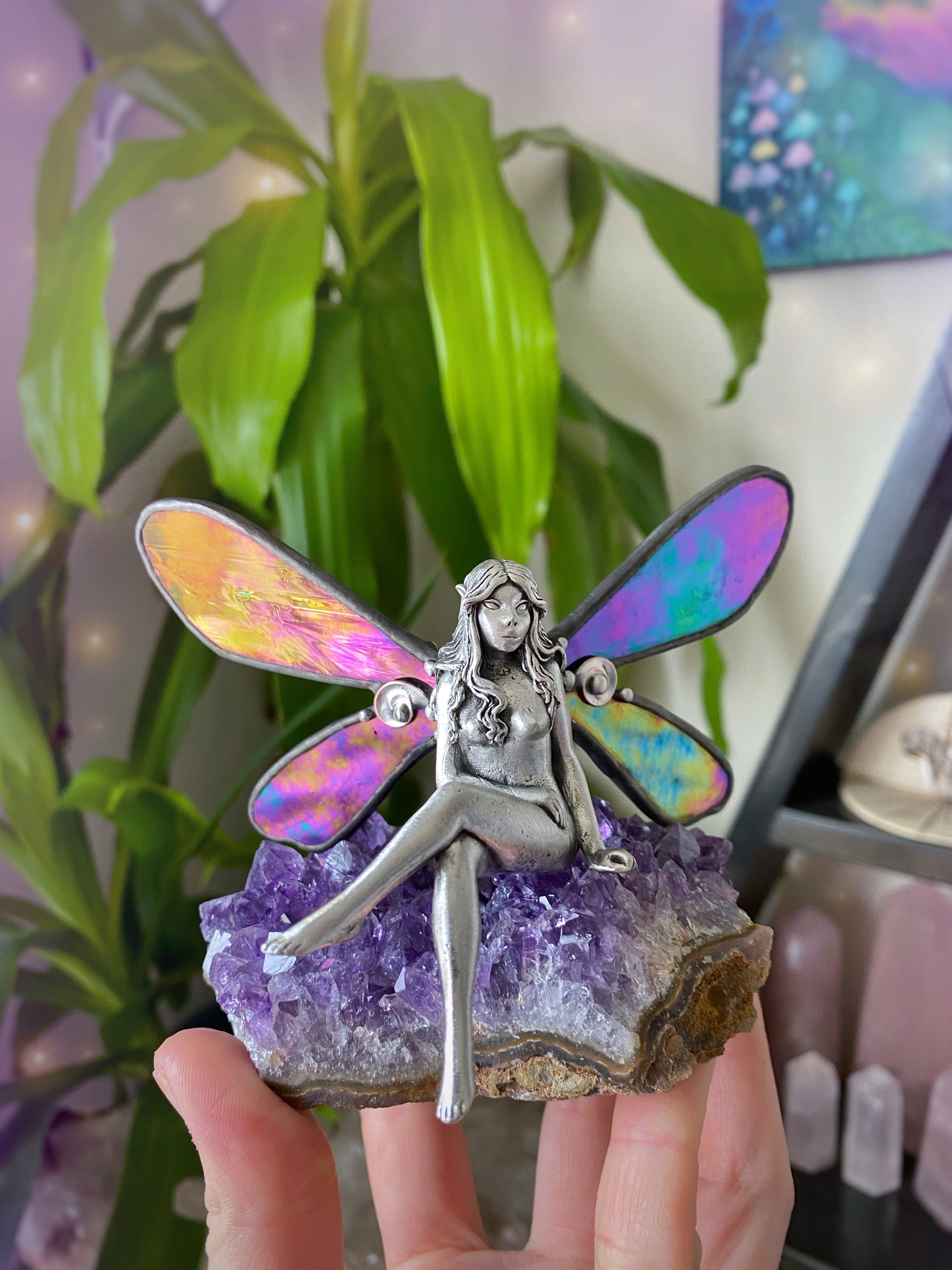 flat Amethyst ideal for sitting fairy