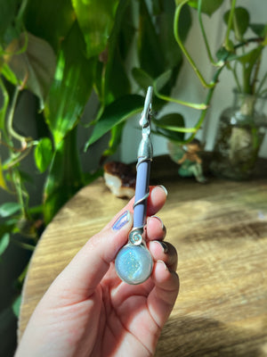 Aura amethyst clip wand