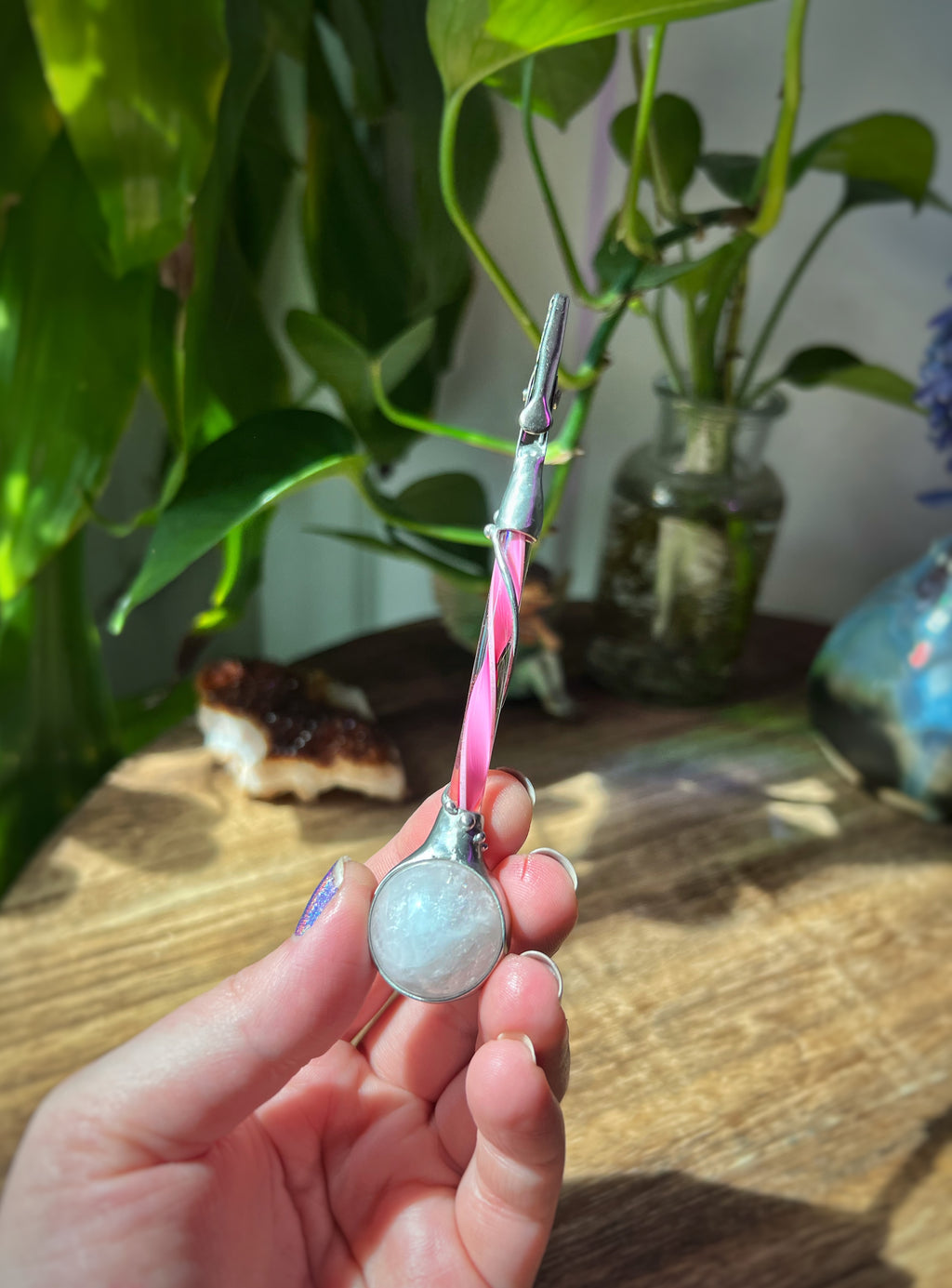 Rose quartz clip wand